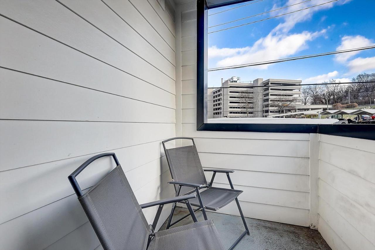 Frontdesk Fairfax Flats West End Nashville Buitenkant foto